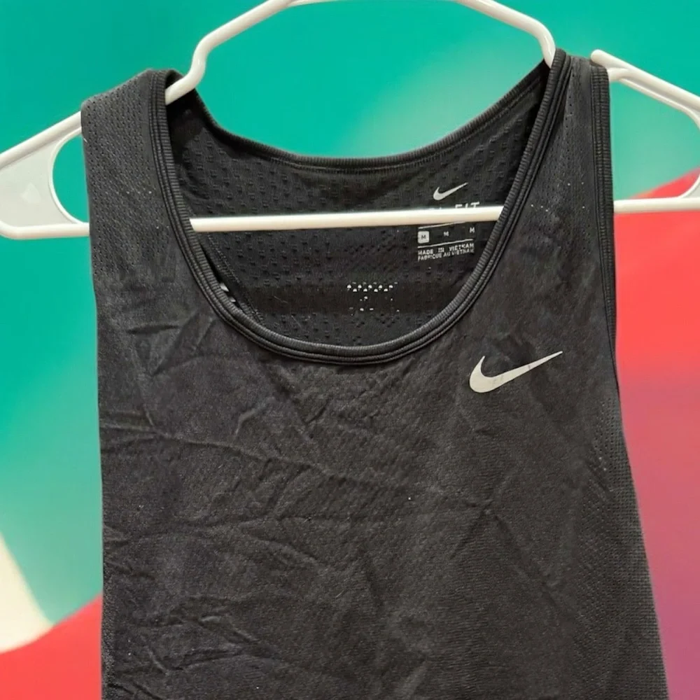 Nike Black Tank Top MEDIUM dri fit